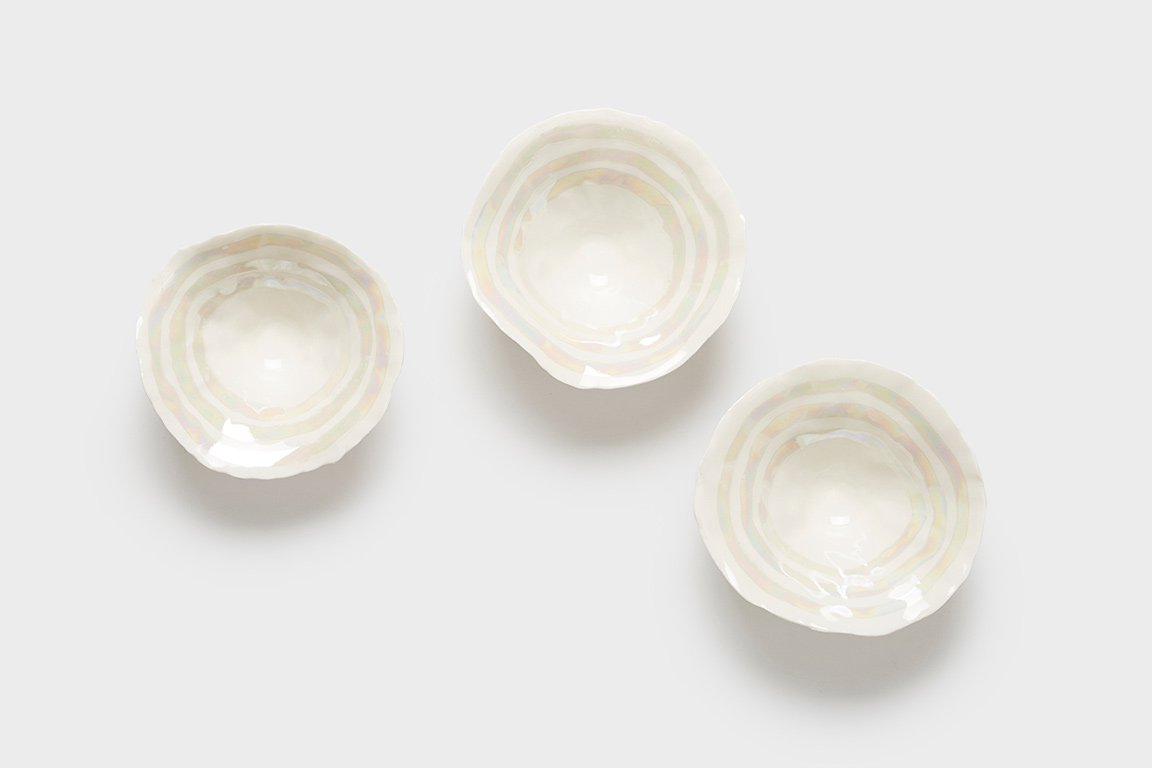 3 Stripes Mother of Pearl Pinch Pot (small)