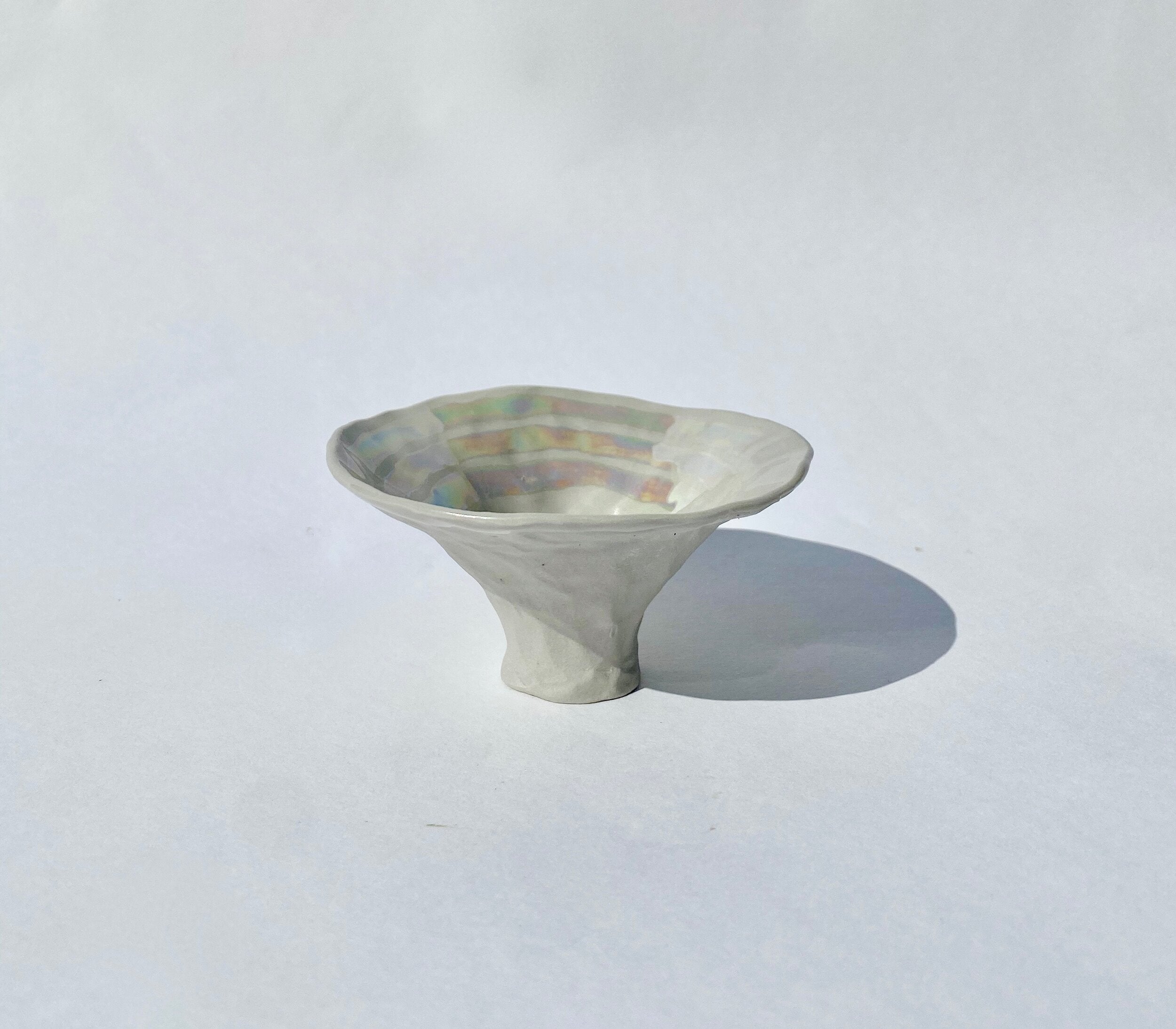 Grey Pinch Pot with Mother of Pearl (small)
