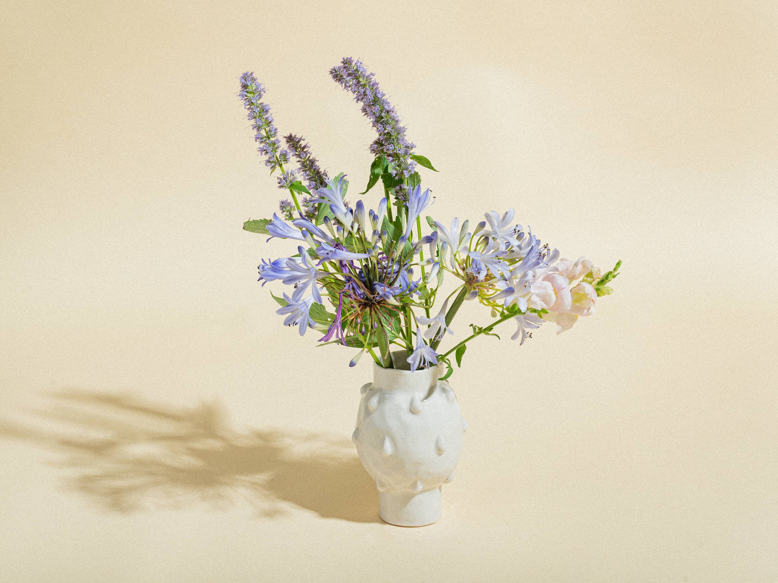 Creamy Tear Drop Vase