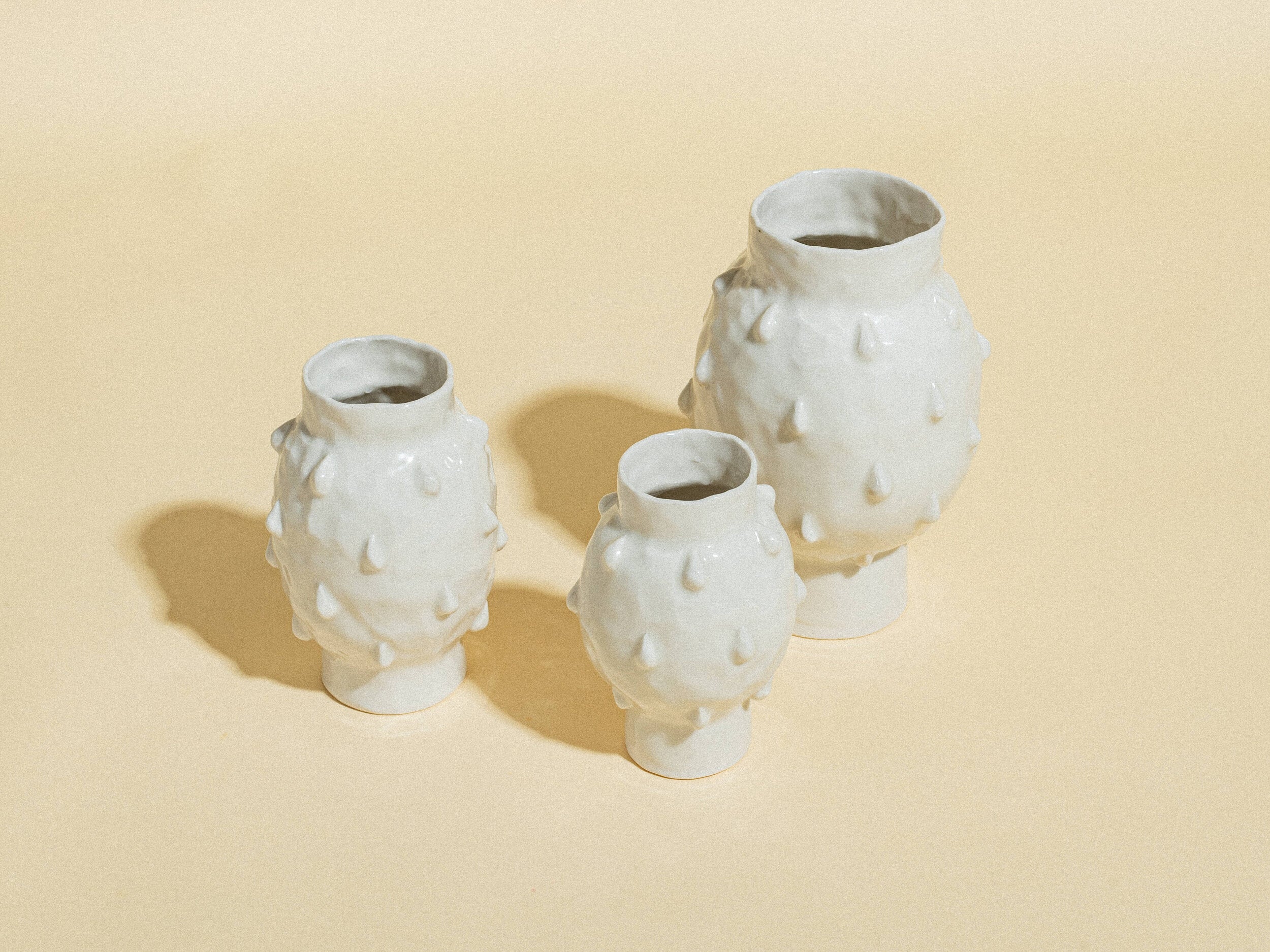 Creamy Tear Drop Vase