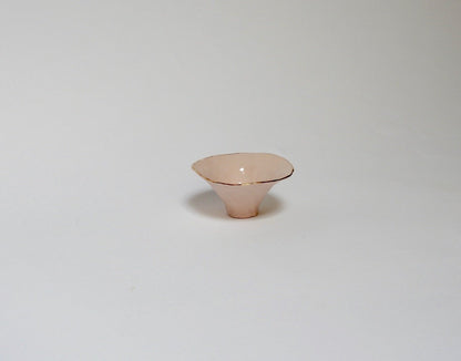 Ballet Pinch Pot with gold rim