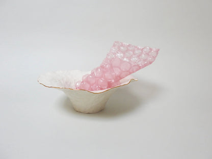 1,000 Pinches Porcelain Bowl with Gold Rim