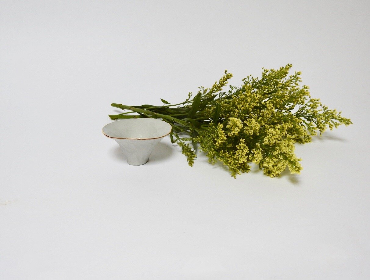 Grey Pinch Pot with Gold Rim (small)