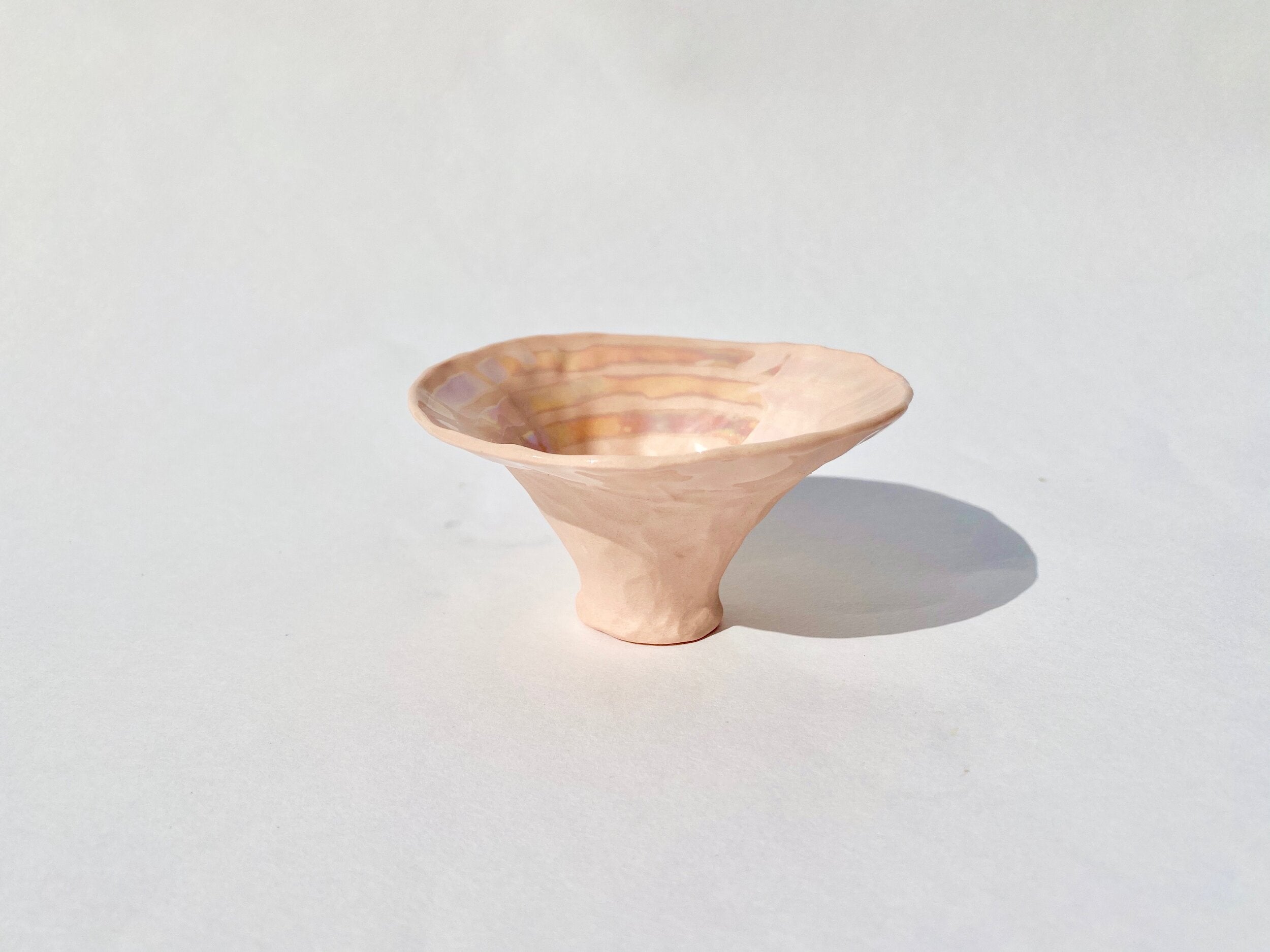 Ballet Pinch Pot with 3 mother of pearl stripes